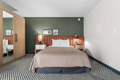Royal Palace Westwood Hotel Image