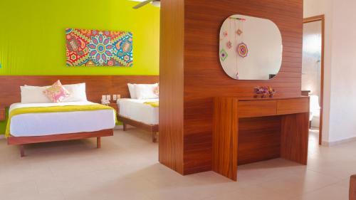 Katil atau katil-katil dalam bilik di Riviera Sayulita Hotel
