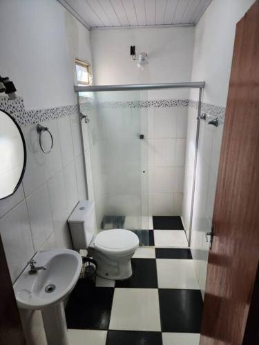 Bilik mandi di Apartamento em Lins - apto 04