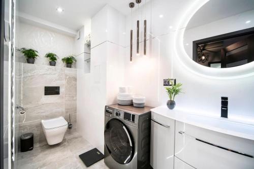 Ένα μπάνιο στο Luxury Apartment 88 m2, 3 bedrooms plus living room