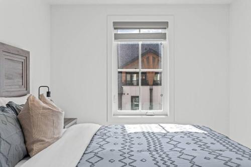 Ένα ή περισσότερα κρεβάτια σε δωμάτιο στο Golden Ridge - 2 Bedroom plus Den