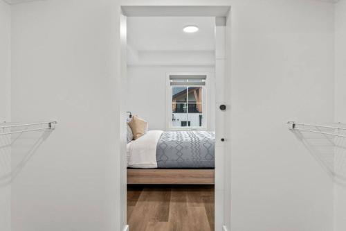 Ένα ή περισσότερα κρεβάτια σε δωμάτιο στο Golden Ridge - 2 Bedroom plus Den