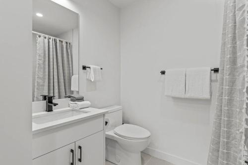Ένα μπάνιο στο Golden Ridge - 2 Bedroom plus Den
