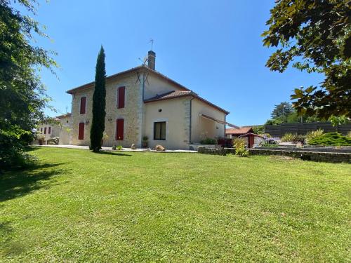 gîte porte de la bastide