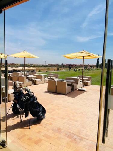 Balkón nebo terasa v ubytování Les Jardin d'Atlas golf and Waky with private Pool