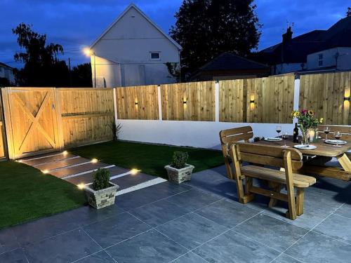 Αίθριο ή υπαίθριος χώρος στο Centrally Located Double BedFlat