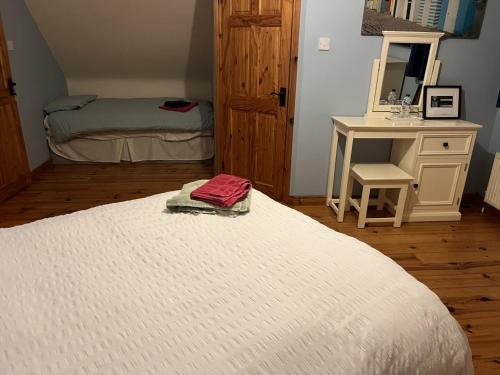 Postel nebo postele na pokoji v ubytování Oughterard Homeshare