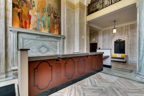 Drury Plaza Hotel Cleveland Downtown Image