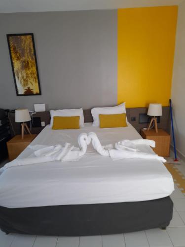 Studio 20 m joela manganao 2