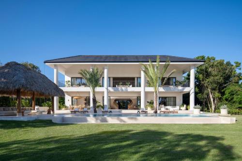 Villa Escondida by Lumina