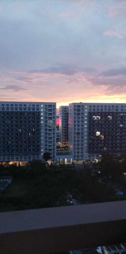 Charlie's Penthouse in Mall of Asia Complex