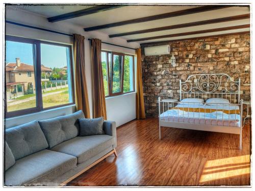 Foto dalla galleria di Casa Alegra a Bliznatsi