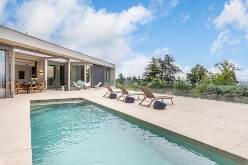 Futuriste - Exceptional residence with panoramic view