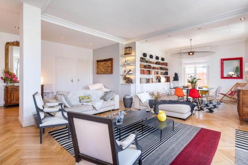 Panorama - Magnificent flat with breathtaking view of Fourvière Basilica