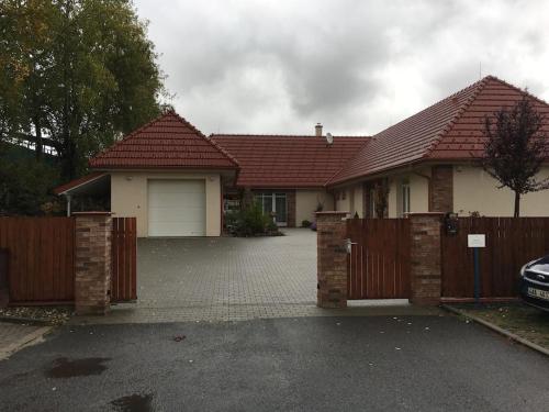 Johnyho Bydlení Velikovská 10, Zlín-Štípa