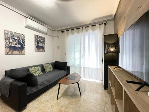 Superior La Playa, 2 Baths, Air Condition, Side Sea View, Mandatary service fee 85 EUR not included!