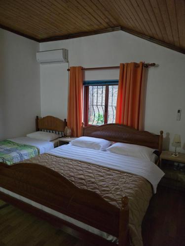 Voodi või voodid majutusasutuse Eni's Villa, 5km From Shengjini Beach toas