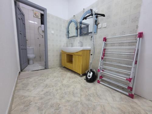 A bathroom at Lifespans resort منتجعات عمر