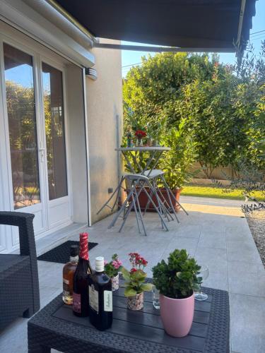 Petite maison cosy en bord de Marne 2 lits en mezzanine