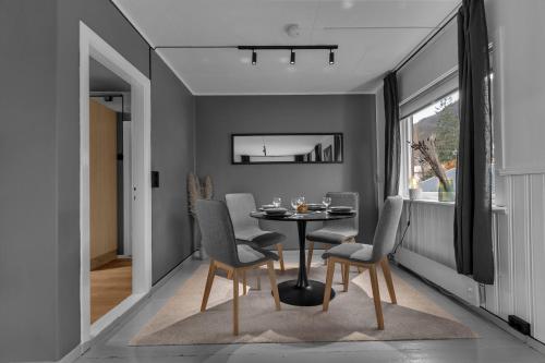 Fotografie z fotogalerie ubytování Leilighet i Tromsdalen med en fantastisk utsikt over Tromsø Sentrum v destinaci Trondalen
