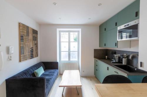 Appartement contemporain rénové à Paris 14ème