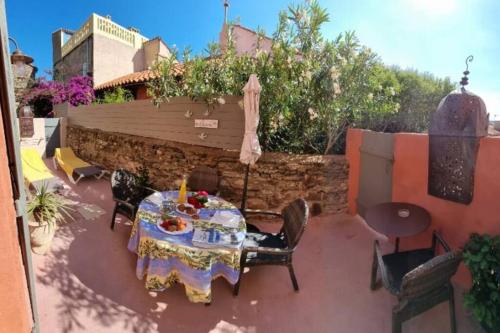 Superbe T2 60m2 classé 5 étoiles, quartier des peintres, calme, plages à pied, climatisation, wifi