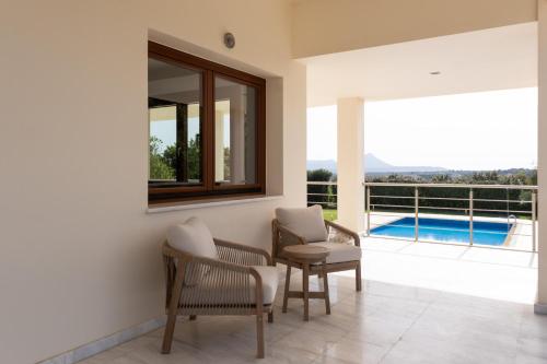 Bazén v ubytování Fleur du sud - Villa in Chania nebo v jeho okolí