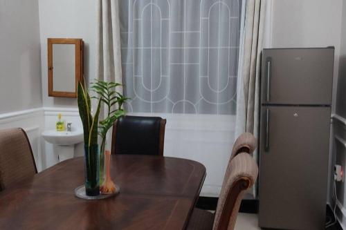 Dapur atau dapur kecil di House with parking space in Dar es Salaam