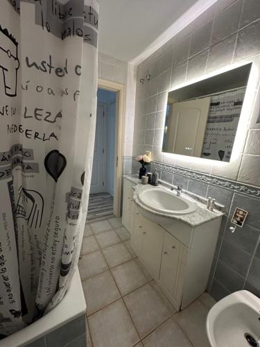 Et badeværelse på La Finca Chayofa Holiday