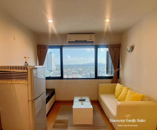 Dapur atau dapur kecil di 3BR Harmony Family Suite