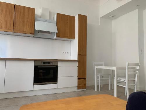 Cœur du Prado À deux, pas des Plage et du stade plein centre