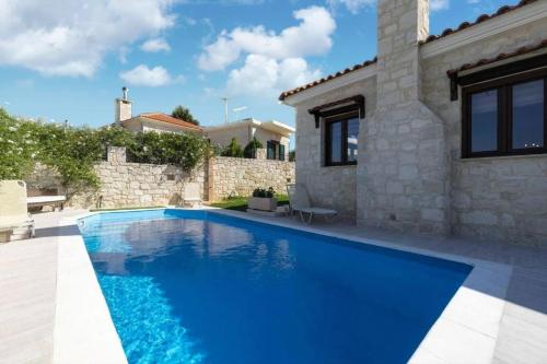 Heraklion Twins House - Private Pool Retreat