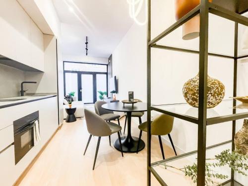 Bretón de los Herreros 54