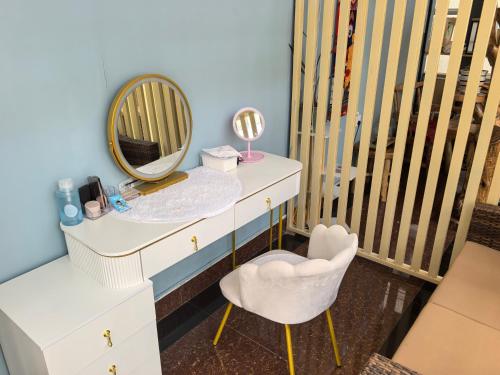 Gambar di galeri bagi Danshe Hostel di Shangri-La