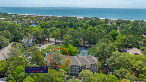 Walk to the Beach Contemporary Coastal Villa Fully Remodeled Spring 2024 Expansive Balcony photo 3