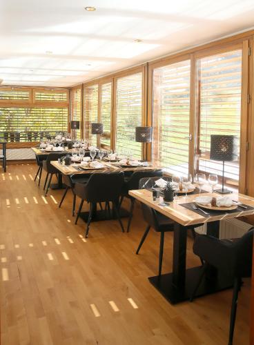 Restaurace v ubytování Hôtel Restaurant La Buffe