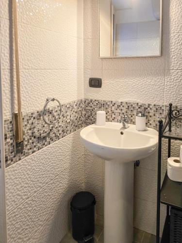 Rooms - Mario's Central Home