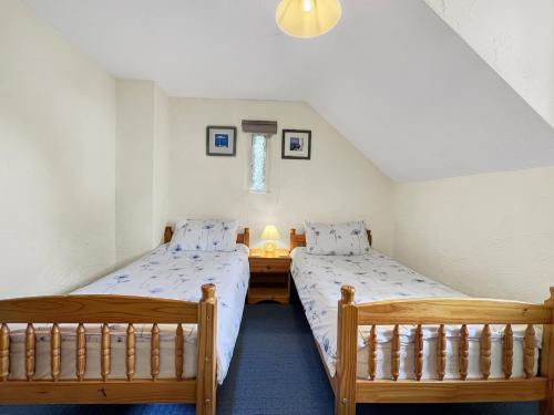 Voodi või voodid majutusasutuse Grain Store, Nr Barnstaple with outdoor seasonal pool, free wifi and on-site parking toas