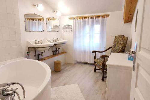 Koupelna v ubytování Le Real-AX, Grand Appartement au Coeur de Ax les Thermes
