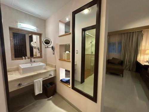 Un baño de Wyndham Merida