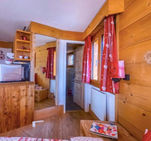 Η κουζίνα ή μικρή κουζίνα στο Le Bristol - Villars Bristol Apartments