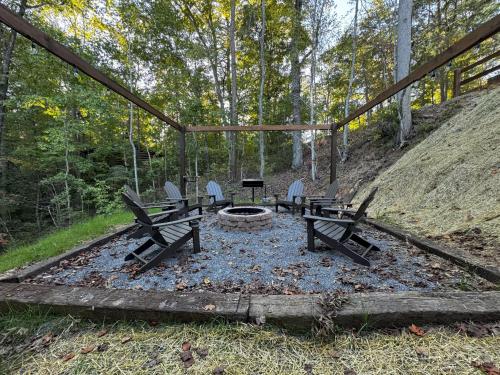 Luxe Cabin with Game Room, Hot Tub & Firepit photo 43