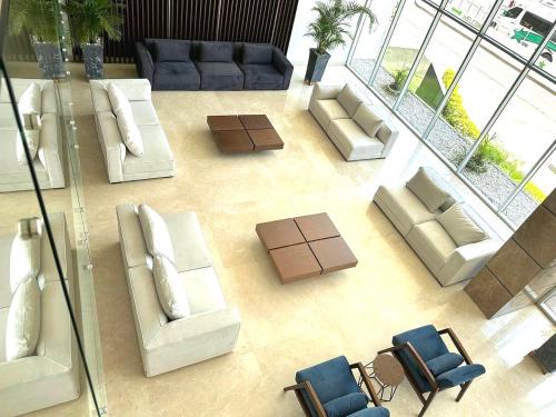 Χώρος καθιστικού στο Great sunsets & sea views, near beach&downtown