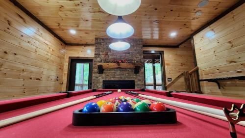 Luxe Cabin with Game Room, Hot Tub & Firepit photo 13