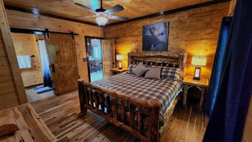 Luxe Cabin with Game Room, Hot Tub & Firepit photo 27