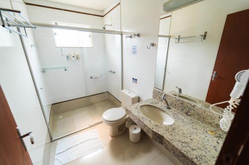 Bilik mandi di Marruá Hotel