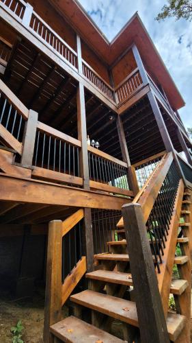 Luxe Cabin with Game Room, Hot Tub & Firepit photo 41