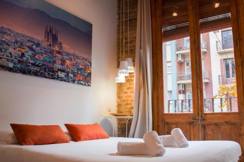 Happy People Sagrada Familia Apartments