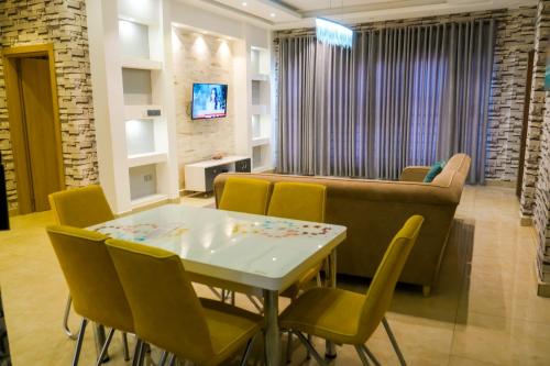 Steaman Heights Apartments