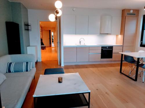 Fotografie z fotogalerie ubytování ROOM IN APARTMENT SEAVIEW BY CENTRAL STATION Oslo v Oslu